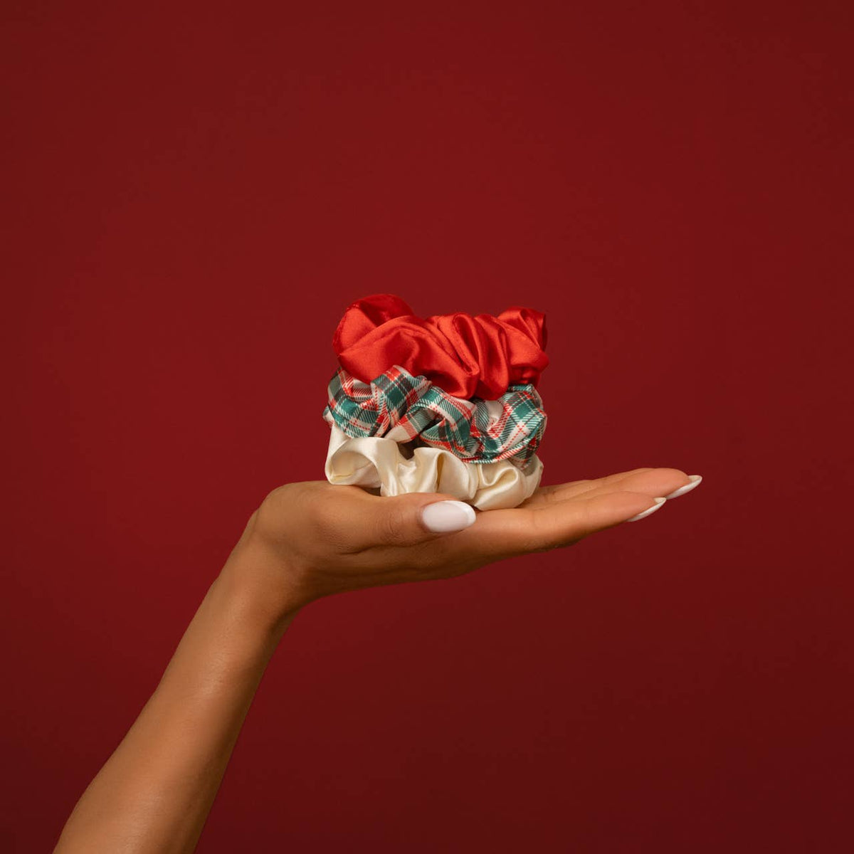 Kitsch Holiday – scrunchies i julefarger, 3-pakning