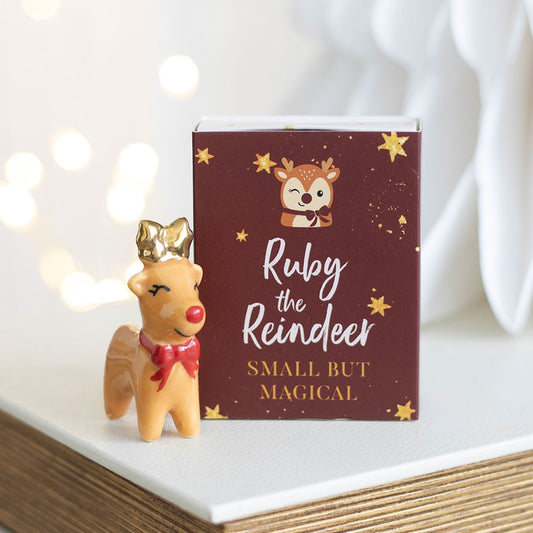 Ruby the Reindeer – 24 små lykkefigurer i display