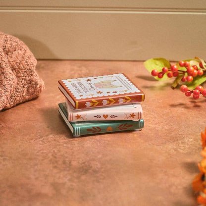 Cosy Chapter bokformet coaster – 3 assorterte