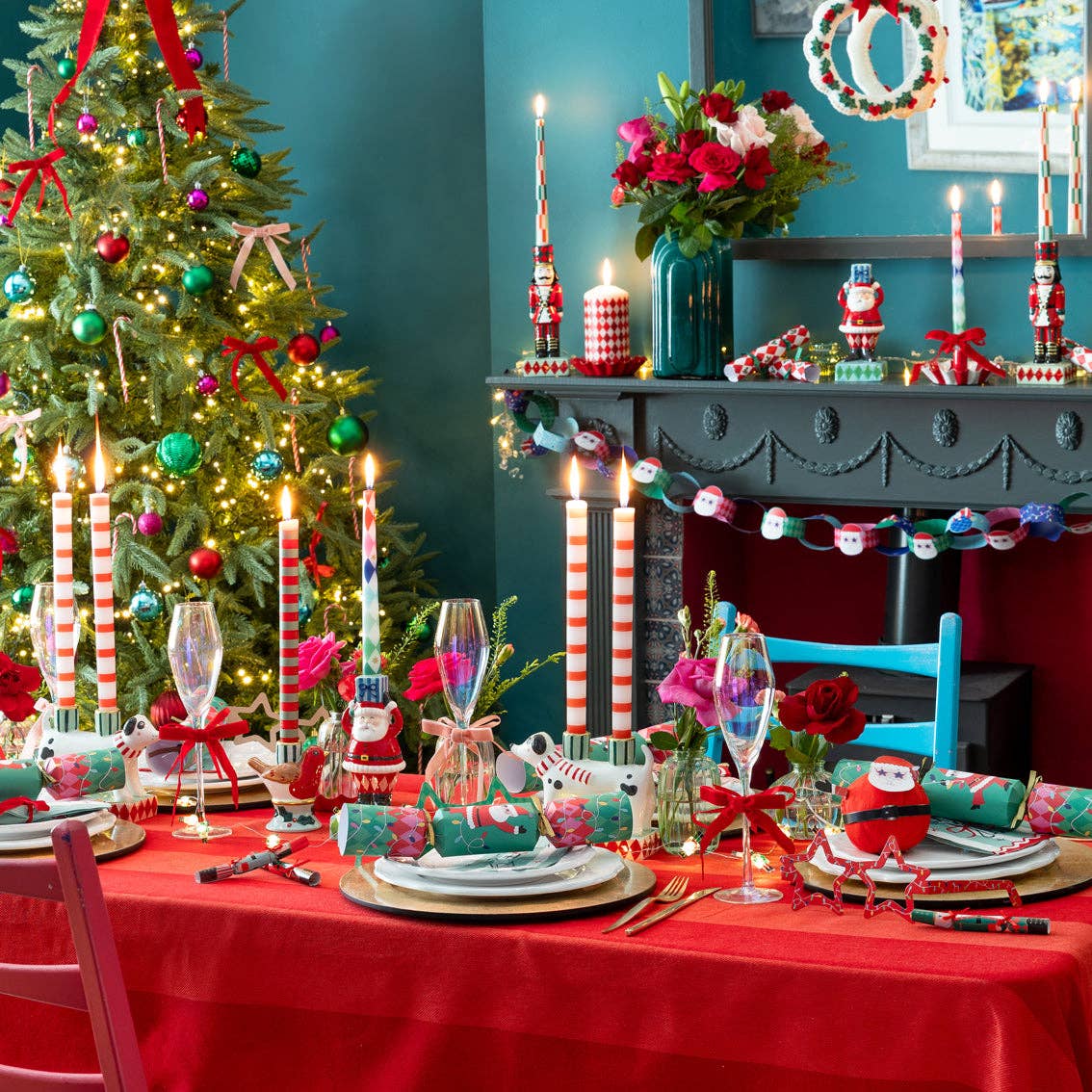 Nutcracker Lysestake i Keramikk – Håndmalt Nøtteknekker 🎄❤️