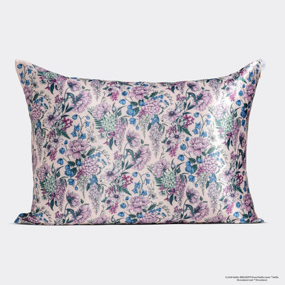 Bridgerton x Kitsch Satin Pillowcase in Wisteria – FORHÅNDSBESTILLING