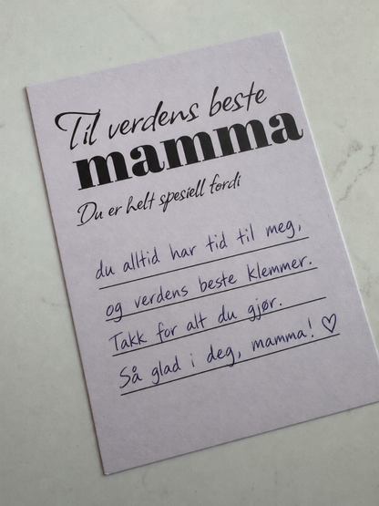 Til verdens beste mamma – eksempel med håndskrevet hilsen